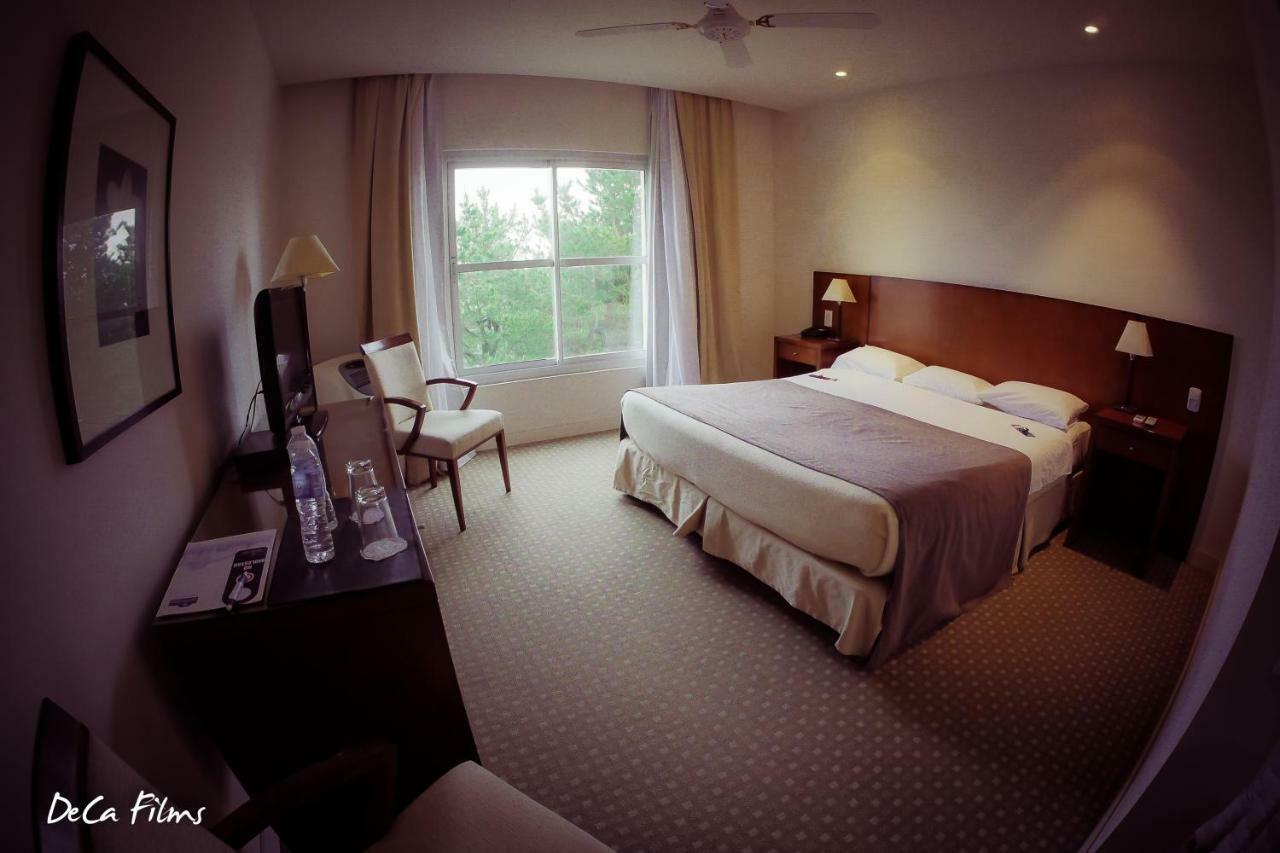 Elegance Hotel Tandil Luaran gambar